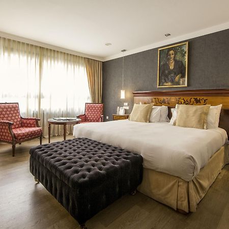 Eurostars Araguaney Hotel Santiago de Compostela Bagian luar foto Deluxe Room