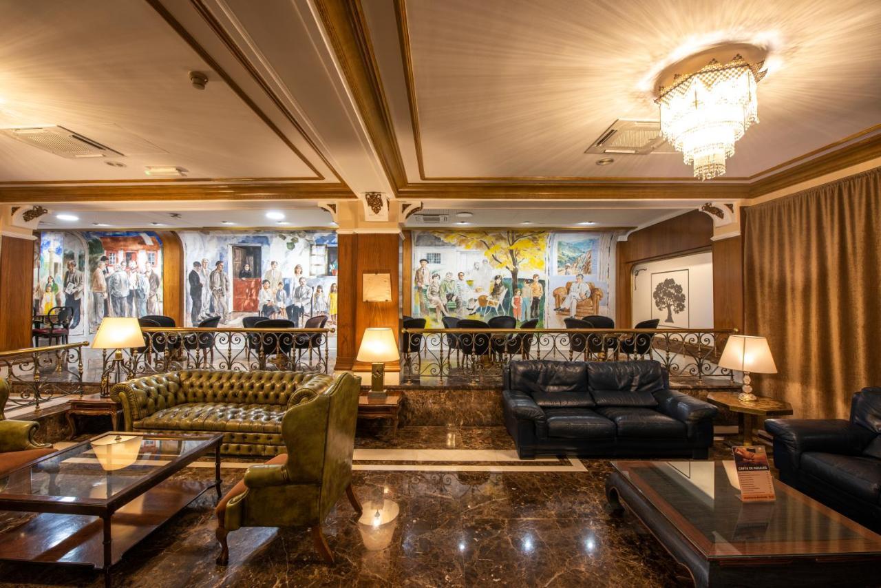 Eurostars Araguaney Hotel Santiago de Compostela Bagian luar foto Lobby