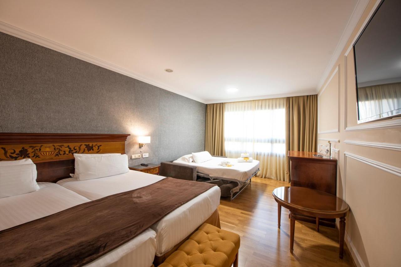 Eurostars Araguaney Hotel Santiago de Compostela Bagian luar foto
